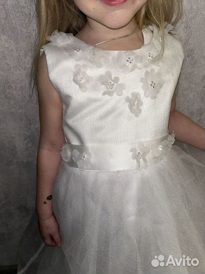 Нарядное платье для девочки