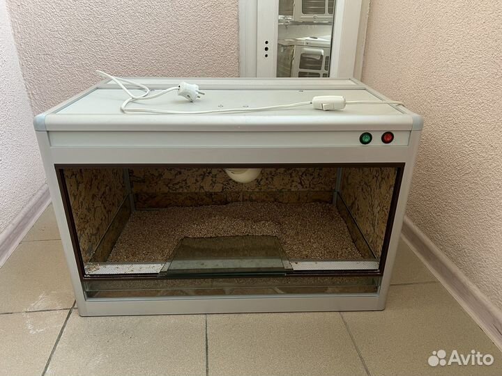 Террариум для рептилий и грызунов