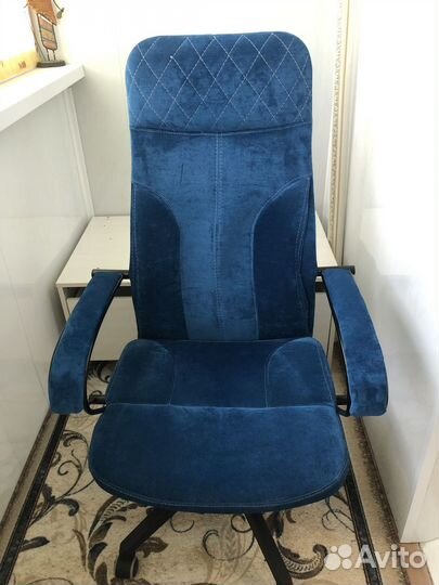 Компьютерное кресло