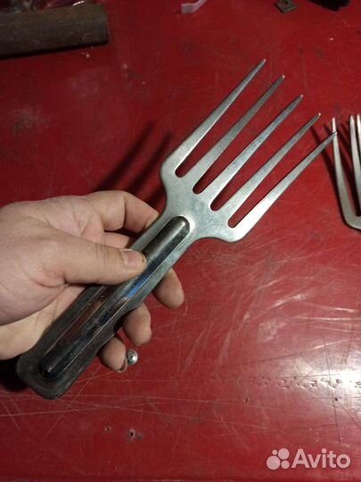 Вилка большая