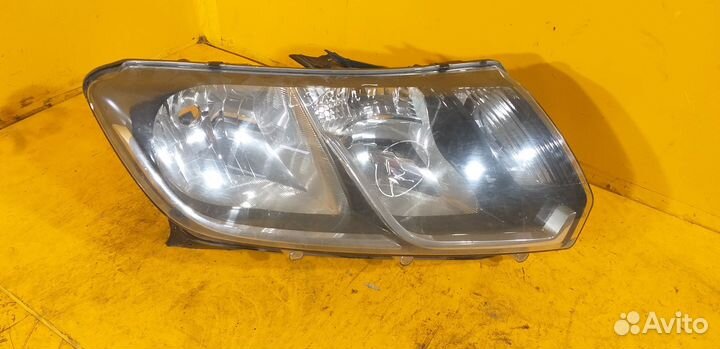 Фара передняя правая для Renault Logan 2