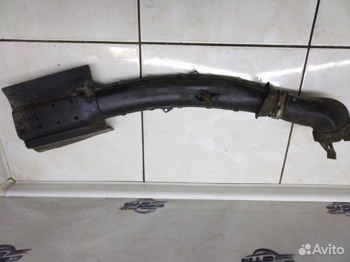 Воздухозаборник Ford Focus 1 2.0 eddb 2002