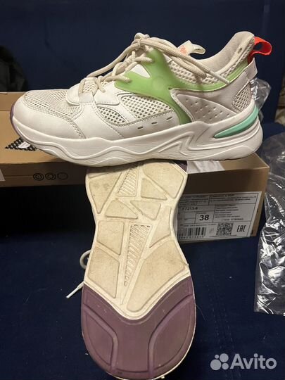 Кроссовки женские strobbs 38 размер