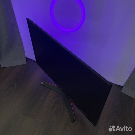 Монитор LG 27