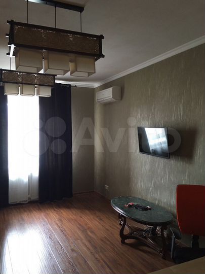 2-к. квартира, 71 м², 4/9 эт.