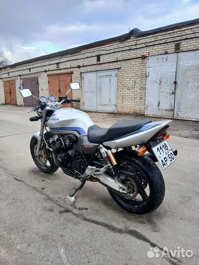 Honda CB400 vtec