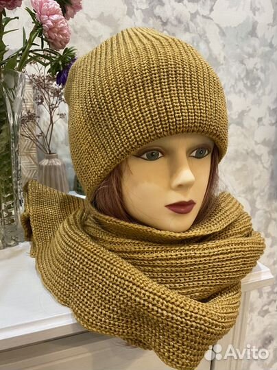 Комплект шапка шарф новые