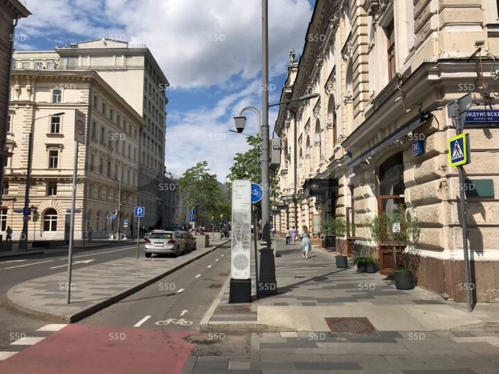 Продам торговое помещение, 220.5 м²