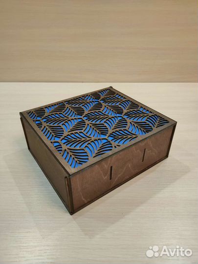 Деревянная шкатулка для чая