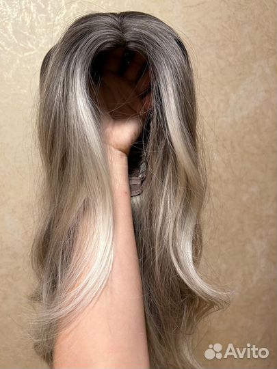 Парик блонд длинный