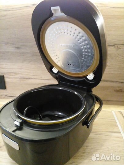 Мультиварка Redmond RMC-250