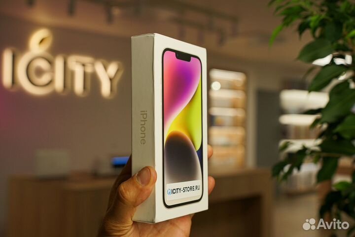 iPhone 14, 256 ГБ