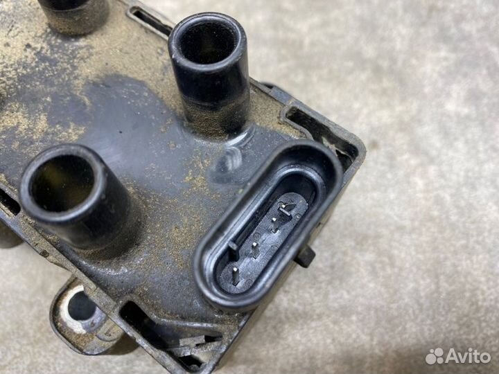 Катушка зажигания Renault Logan 1.4 K7J710 2007