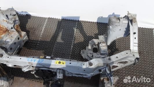 Передняя панель крепления облицовки (телевизор) ni