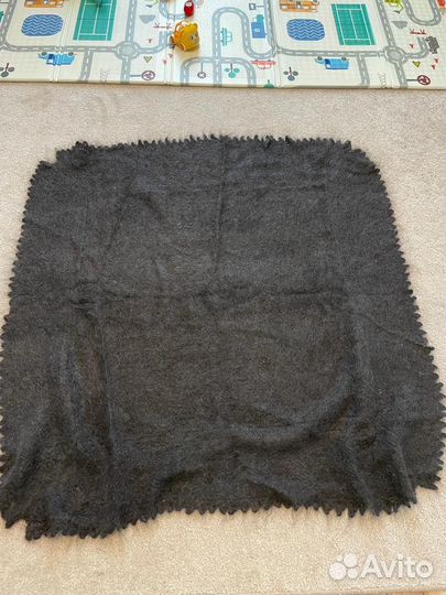 Пуховые платки, косынки, шали, варежки