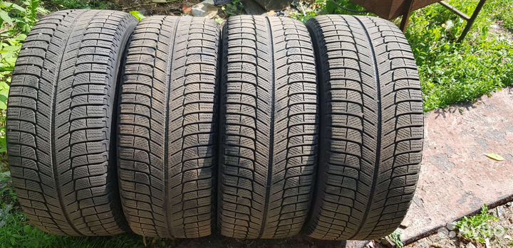 Michelin X-Ice XI3 245/45 R18