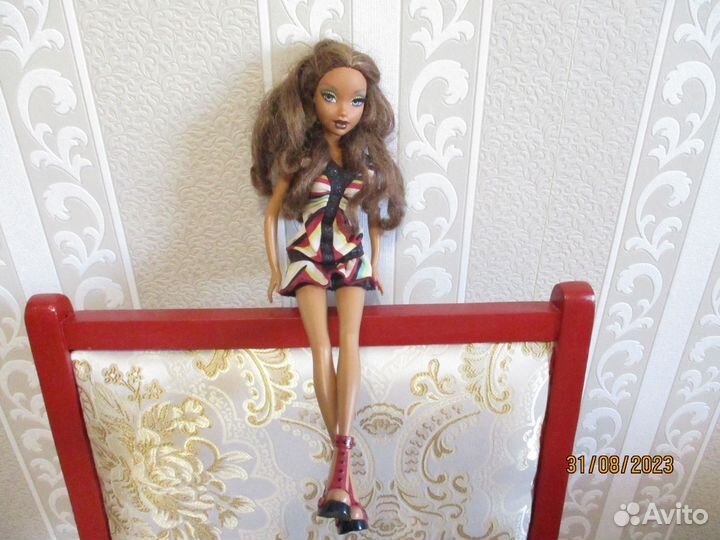 Кукла Барби 