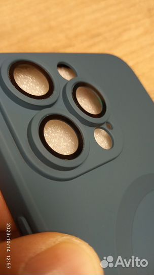 Силиконовый чехол с MagSafe 15 pro Max