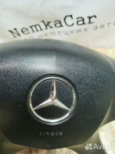 Подушка безопасности в руль Mercedes-Benz C-Class