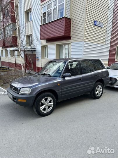 Toyota RAV4 2.0 МТ, 1995, 503 000 км