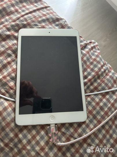 iPad mini 3.32 gb