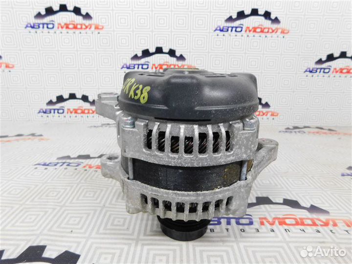 Б/У Генератор Toyota Isis ZGM11G,ZGM11W, Noah