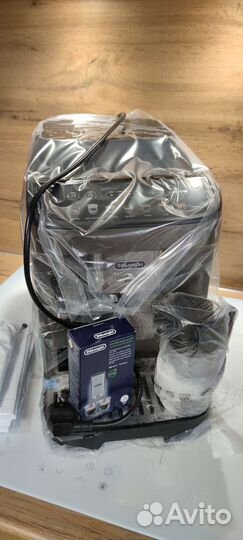 Новая кофемашина Delonghi ecam 290.81.TB