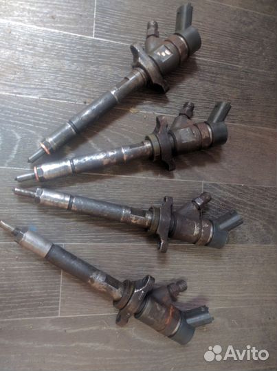 Форсунка двс Ford Mondeo / Focus (дизель 1,6 л)