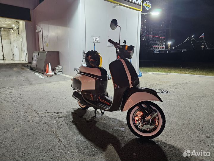 Honda Giorno Deluxe AF 24