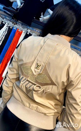 Ветровки, бомберы новые Louis Vuitton