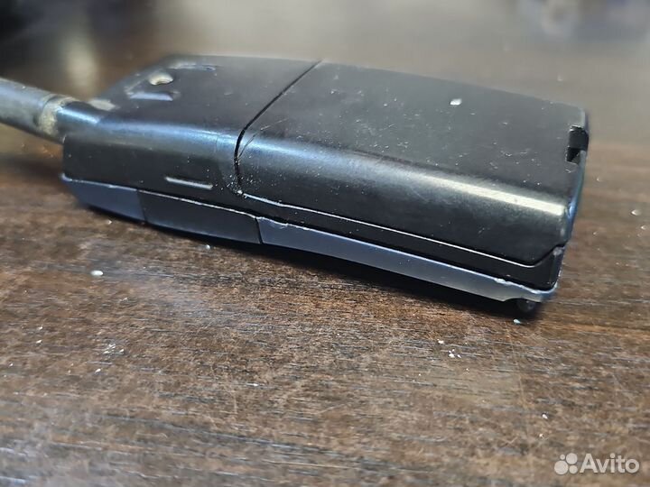 Телефон Ericsson LX588