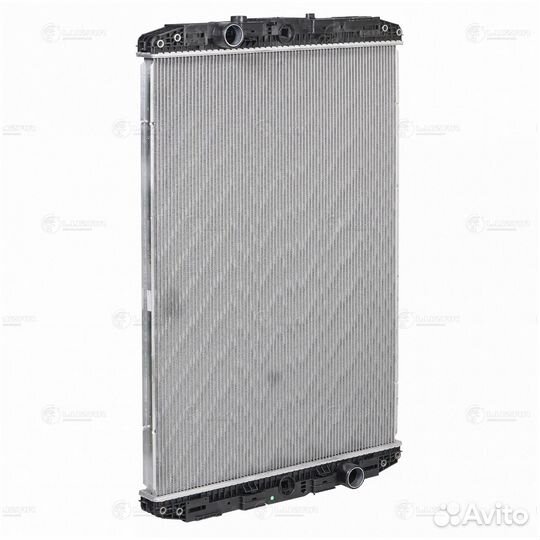 Радиатор охлаждения двигателя DAF XF 95 (97) / (02