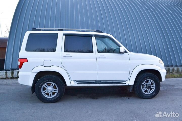 Рейлинги для UAZ Patriot 2005- серебристые PT