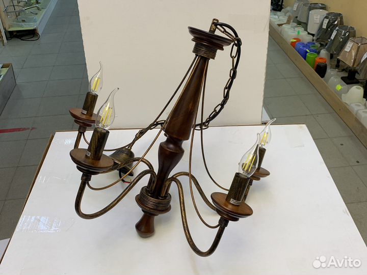 Люстра италия новая