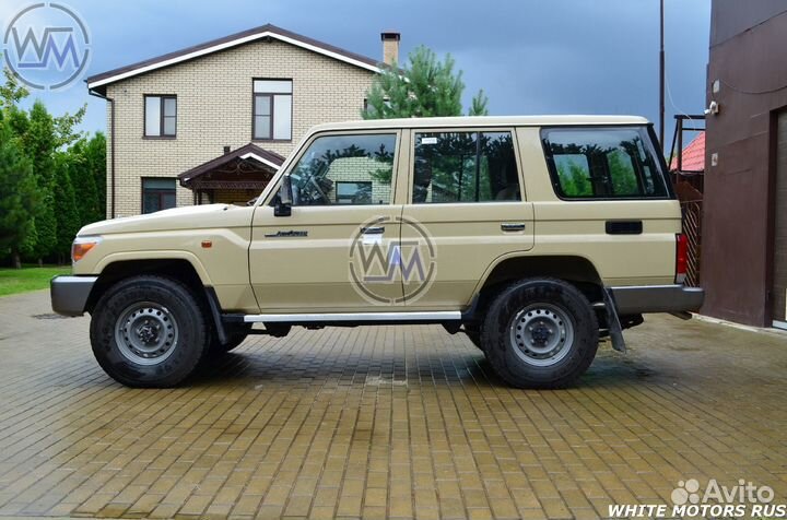 Toyota Land Cruiser 4.5 МТ, 2023, 30 км