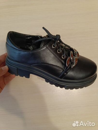 Туфли полуботинки для девочки 35 размер