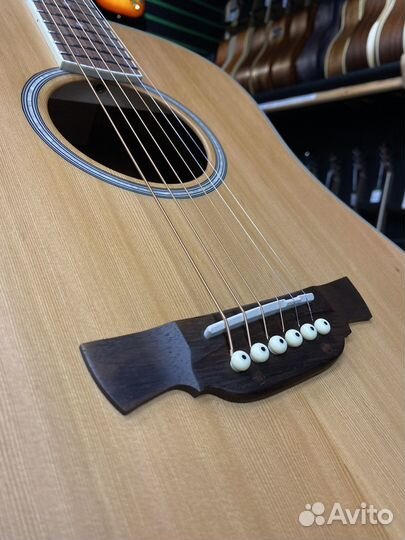 Crafter D7NC акустическая гитара массив (Новая)