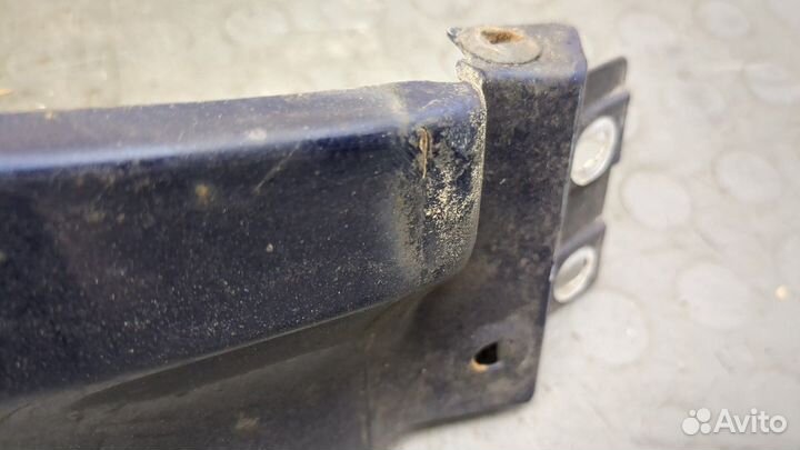 Крыло правое переднее Volkswagen Passat 5