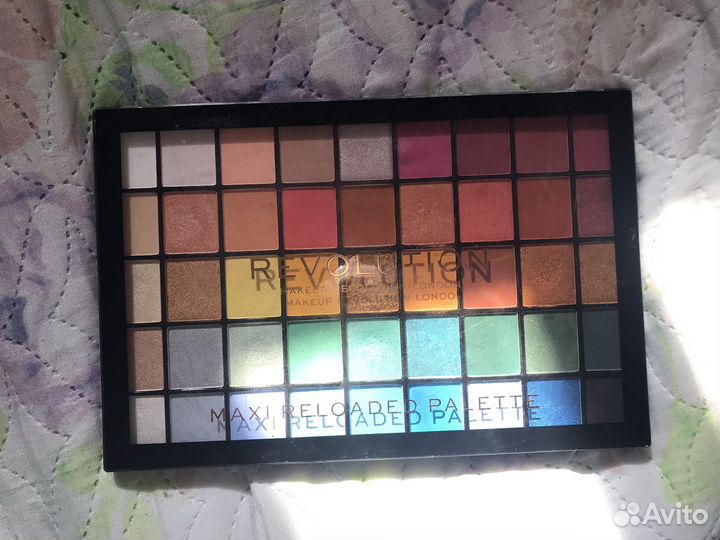 Тени Revolution maxi reloaded palette