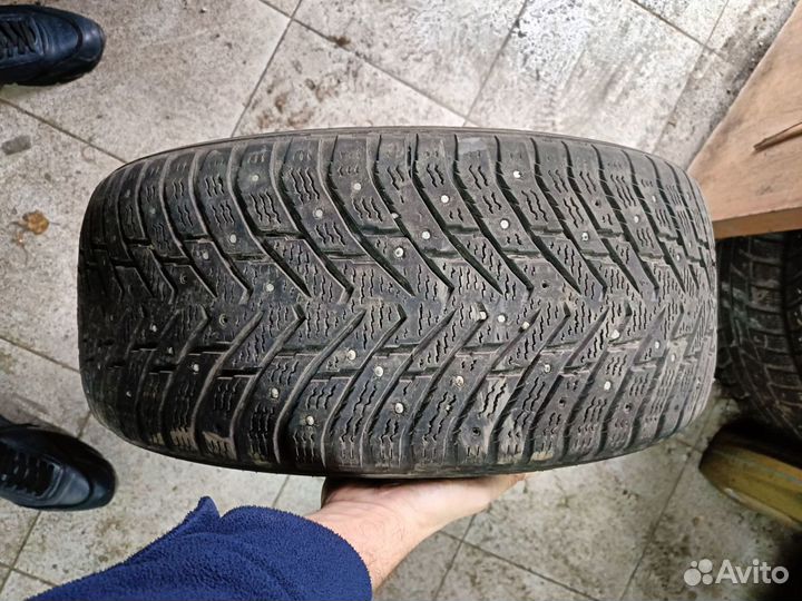 Nokian Tyres Hakkapeliitta 8 225/55 R16