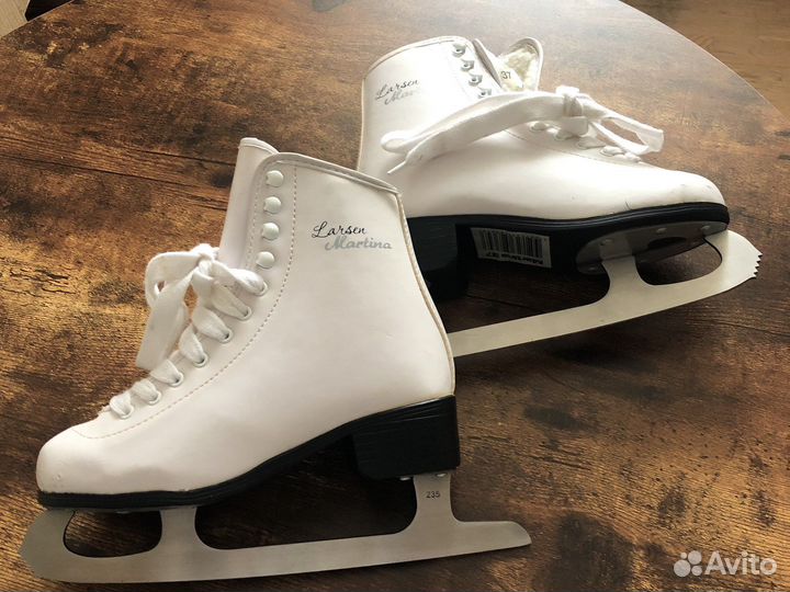 Коньки larsen 37 размер с мехом внутри