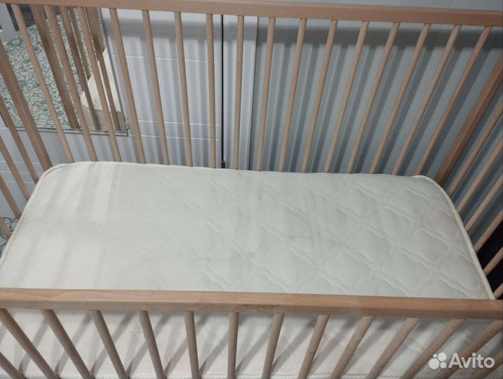 Детская кровать IKEA с матрасом