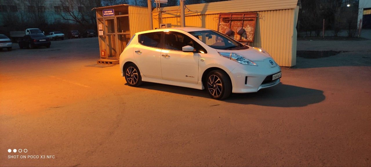 Nissan Leaf: фото владельца