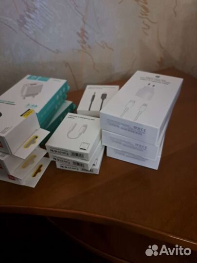 Блок с зарядкой iPhone 20w