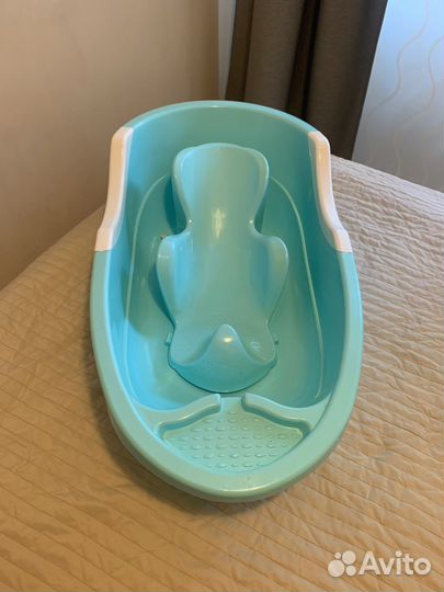 Ванночка для купания с горкой