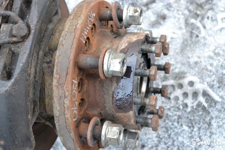 Ступица ведущего моста дисковые тормоза, правая DA