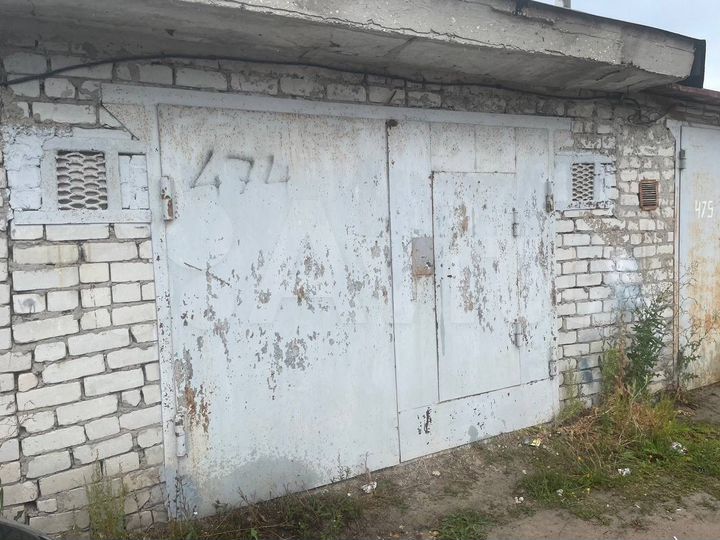 Гараж, > 30 м²