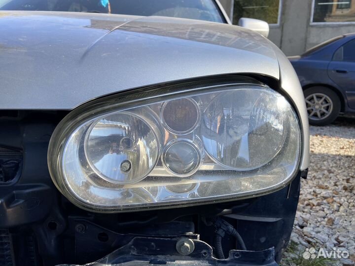 Фары volkswagen golf IV