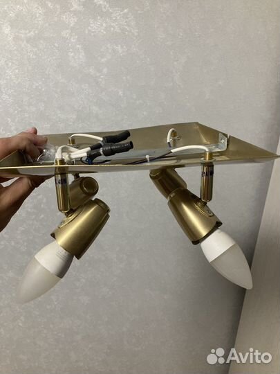 Светильник потолочный