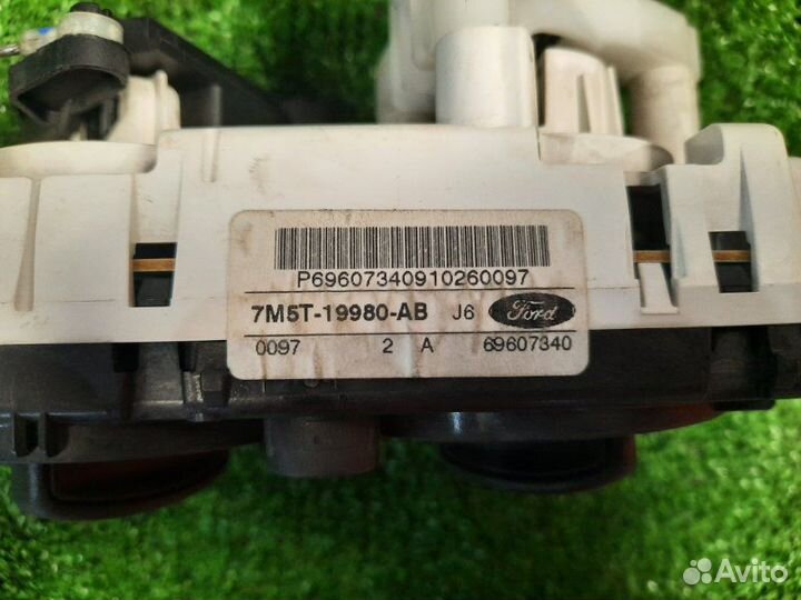 Блок управления отопителем и кондиционером Ford